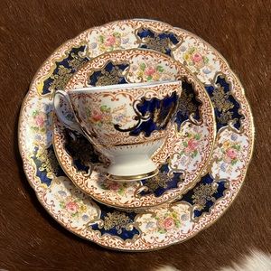 Vintage Salisbury English Bone China Trio